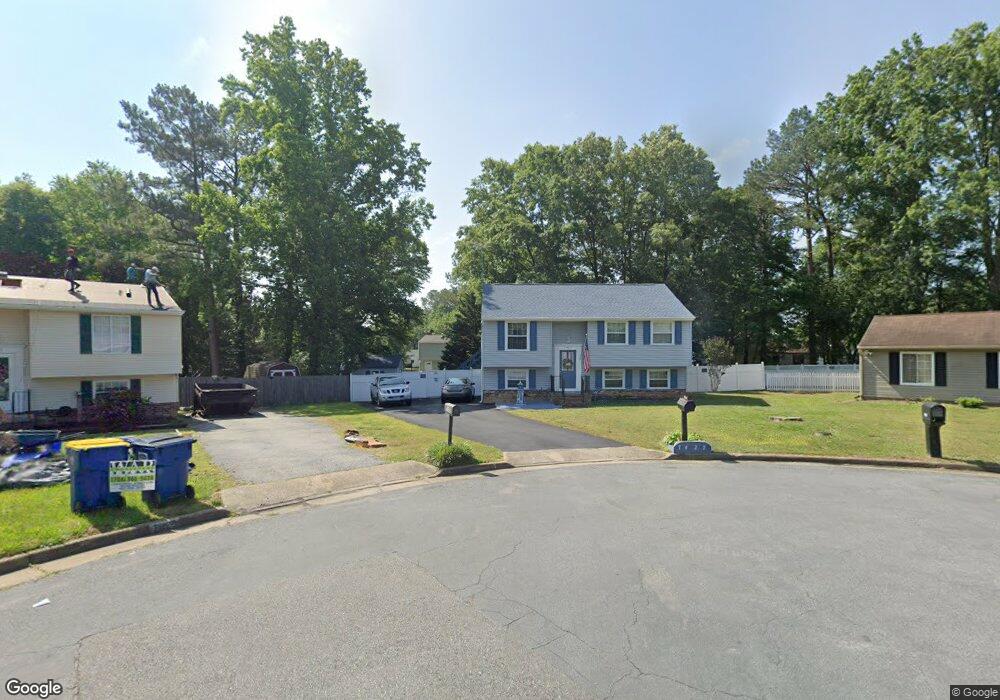 7427 Winterleaf Ct, North Chesterfield, VA 23234 - photo 1