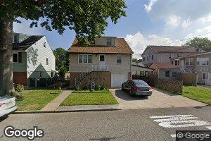 34 W Park St, Moonachie, NJ 07074