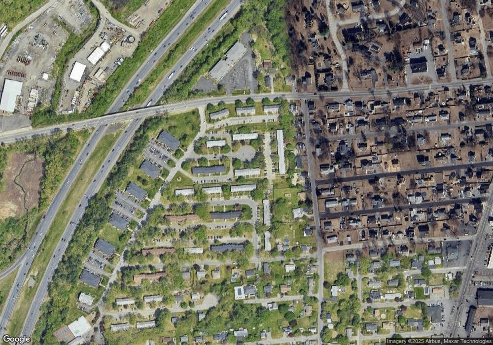 33 Pilgrim Cir, Methuen, MA 01844 - photo 1