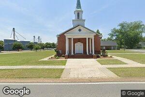 105 N Line St, Dexter, GA 31019