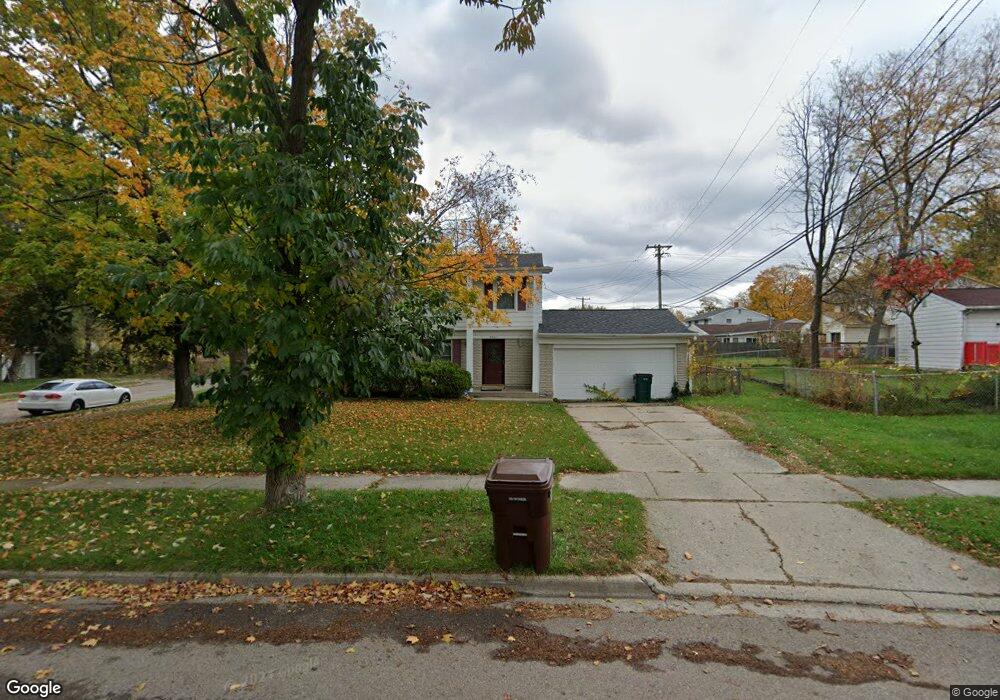 3901 Bayview Dr, Lansing, MI 48911 - photo 1