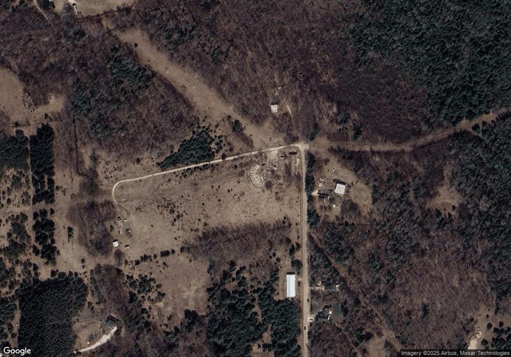 8987 See Rd, Charlevoix, MI 49720 - photo 1