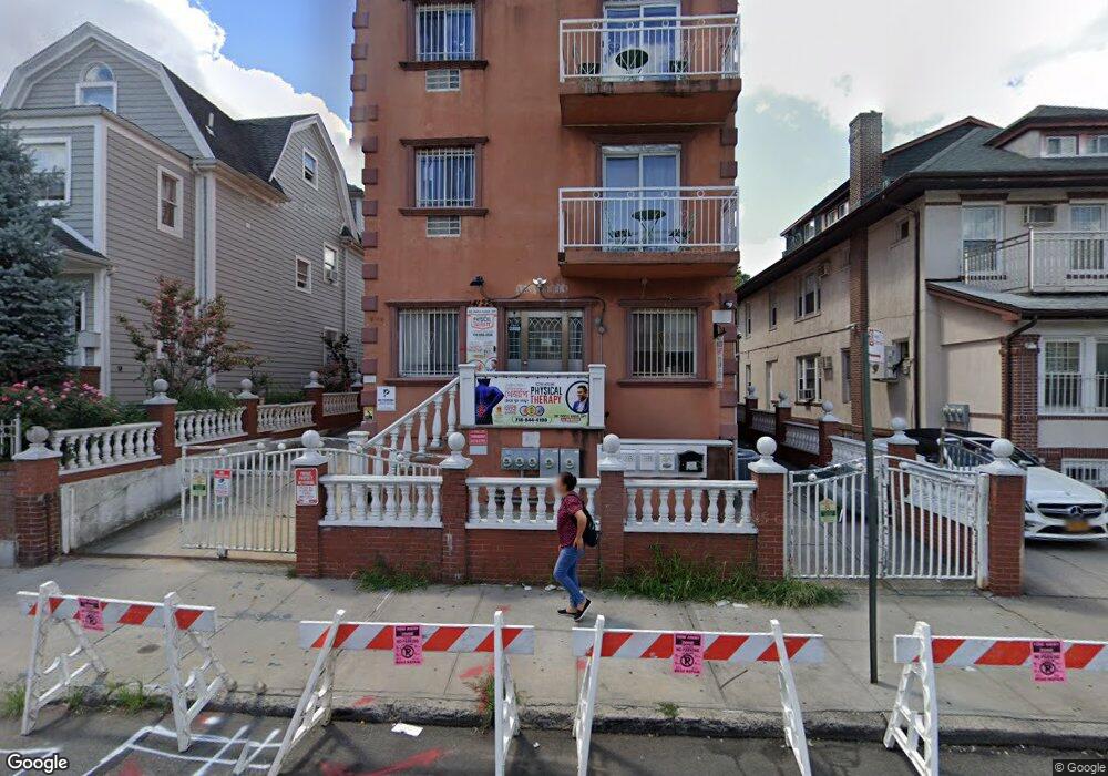 4122 75th St, Elmhurst, NY 11373 - photo 1