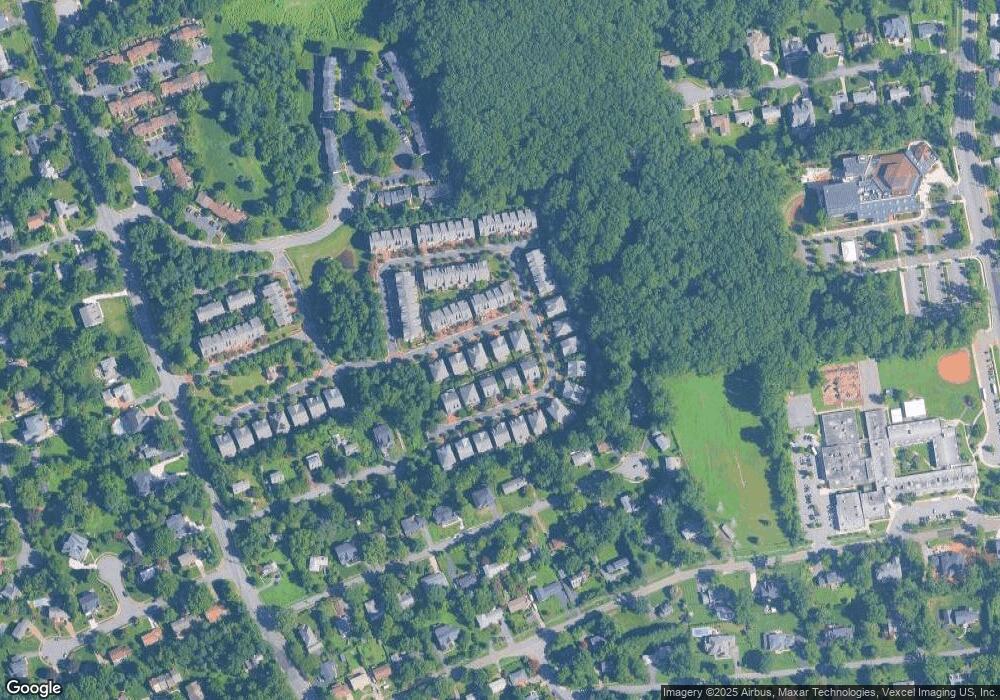 6785 Stockwell Manor Dr, Falls Church, VA 22043 - photo 1