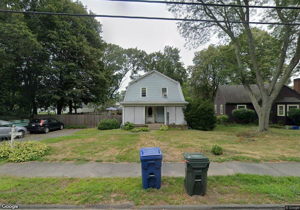 293 Maple St, Danvers, MA 01923 - photo 1