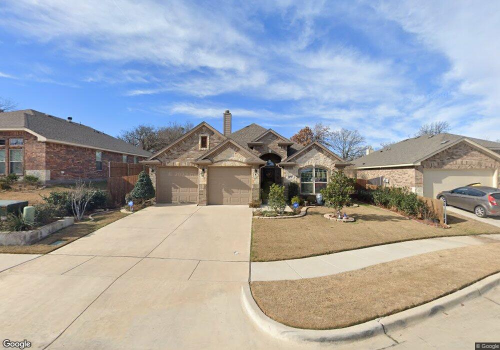 276 Marina Dr, Azle, TX 76020 - photo 1