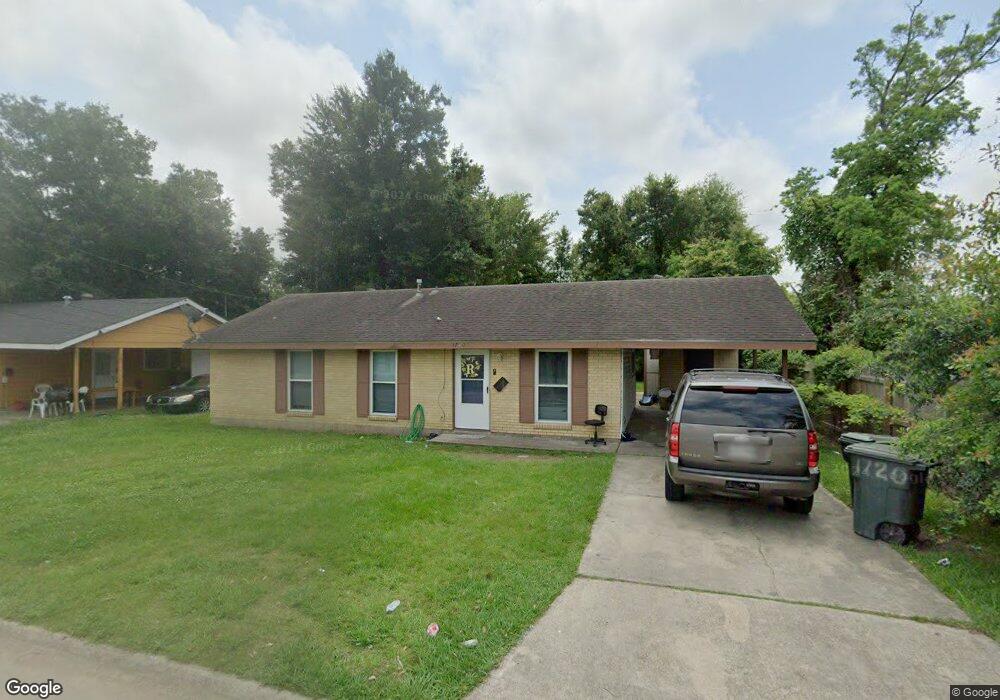 1720 Clover Dr, Lake Charles, LA 70607 - photo 1