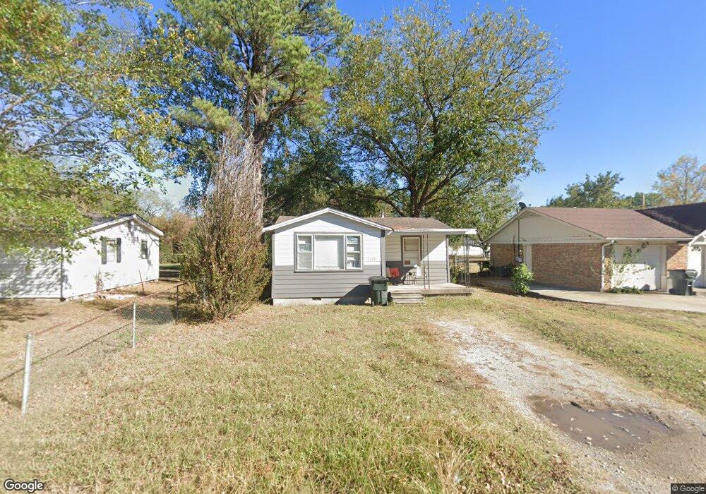 1307 N Oklahoma Ave, Okmulgee, OK 74447 - photo 1