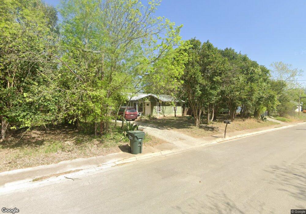 712 Valley St, San Marcos, TX 78666 - photo 1