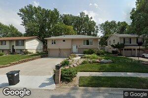 9923 Mockingbird Dr, Omaha, NE 68127