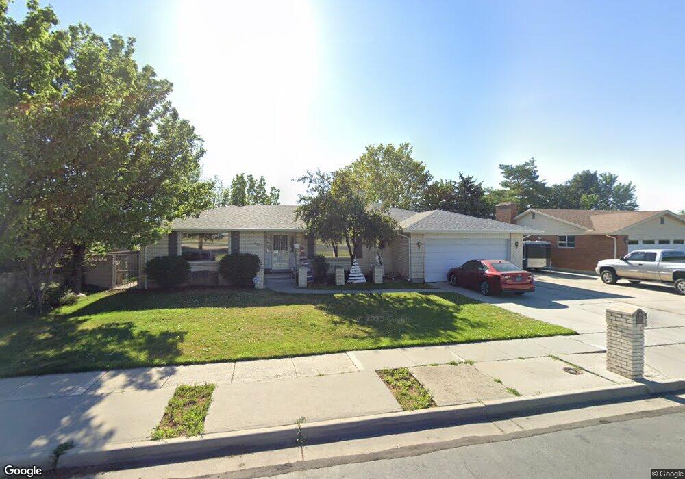 7253 S 2370 W, West Jordan, UT 84084 - photo 1