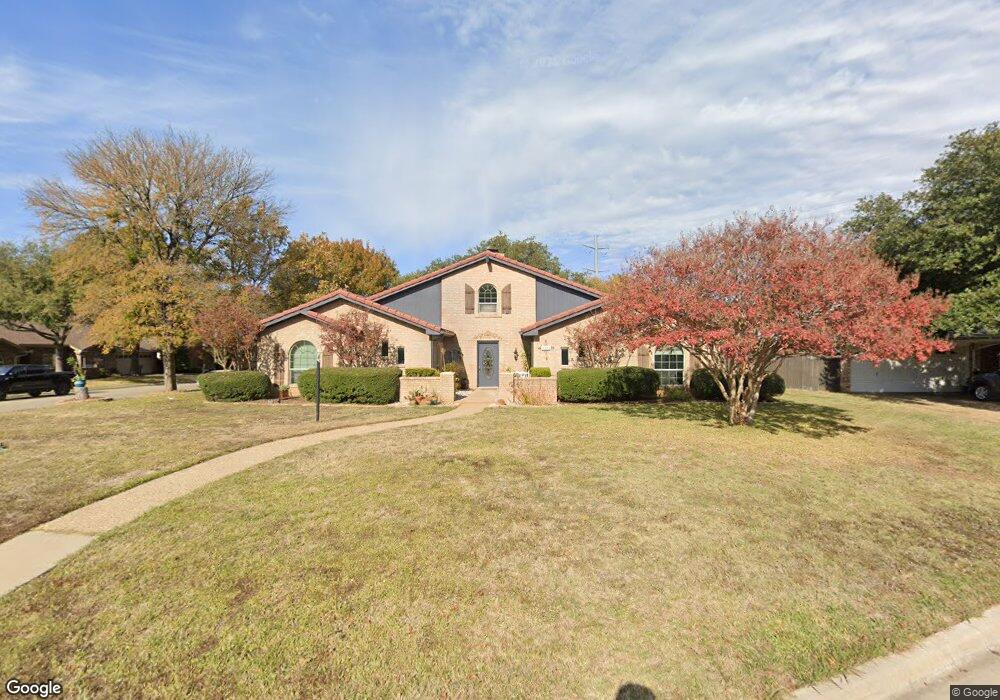 2844 Toni Ct, Hurst, TX 76054 - photo 1