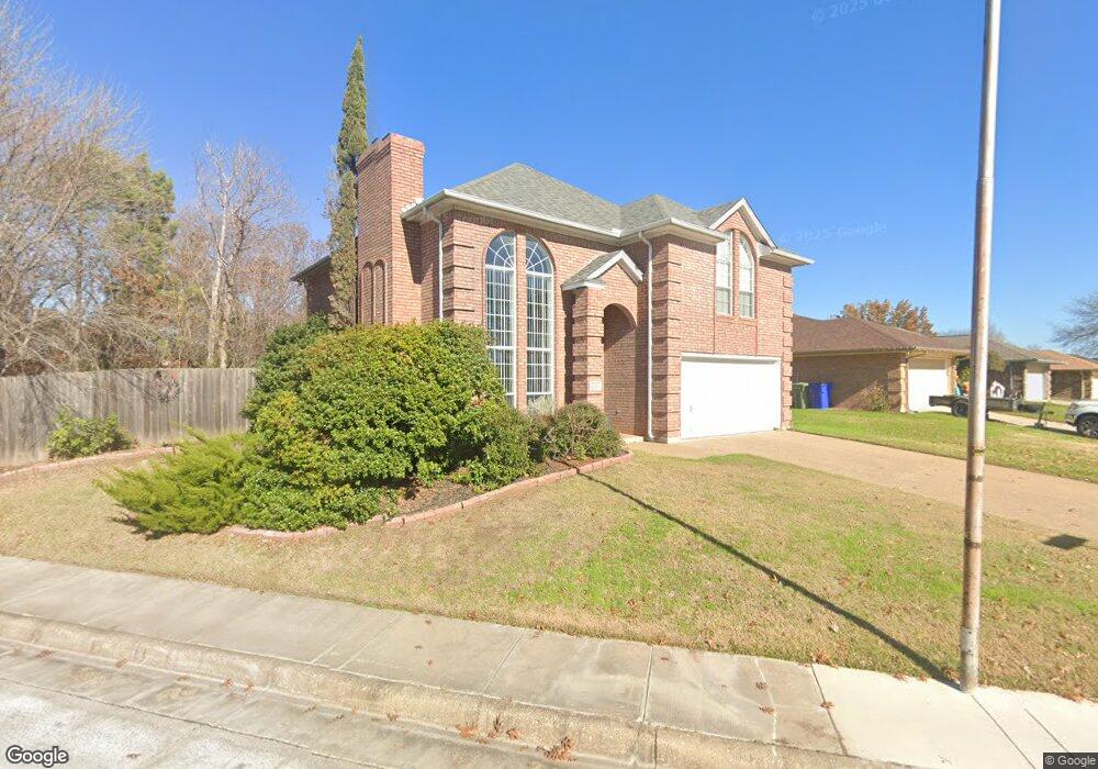 7601 Teresa Ct, North Richland Hills, TX 76182 - photo 1