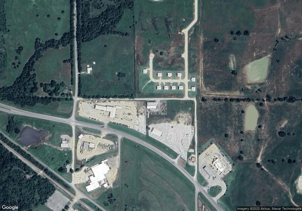 2200 W Jackson St, Hugo, OK 74743 - photo 1