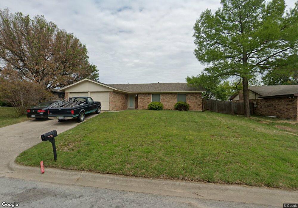 207 S Sendero Dr, Decatur, TX 76234 - photo 1