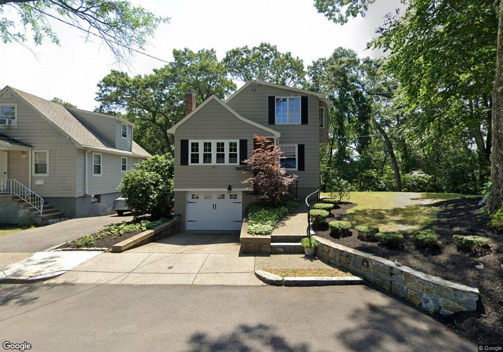 11 Marlin Rd, West Roxbury, MA 02132 - photo 1
