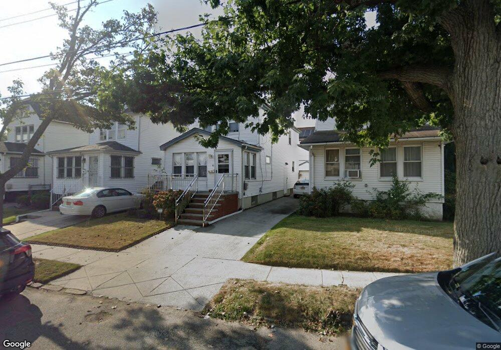 169-04 77th Rd, Flushing, NY 11366 - photo 1