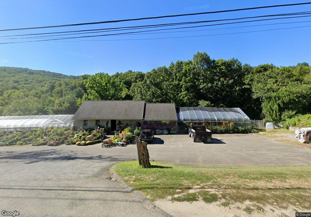 182 New Milford Turnpike, Washington, CT 06777 - photo 1