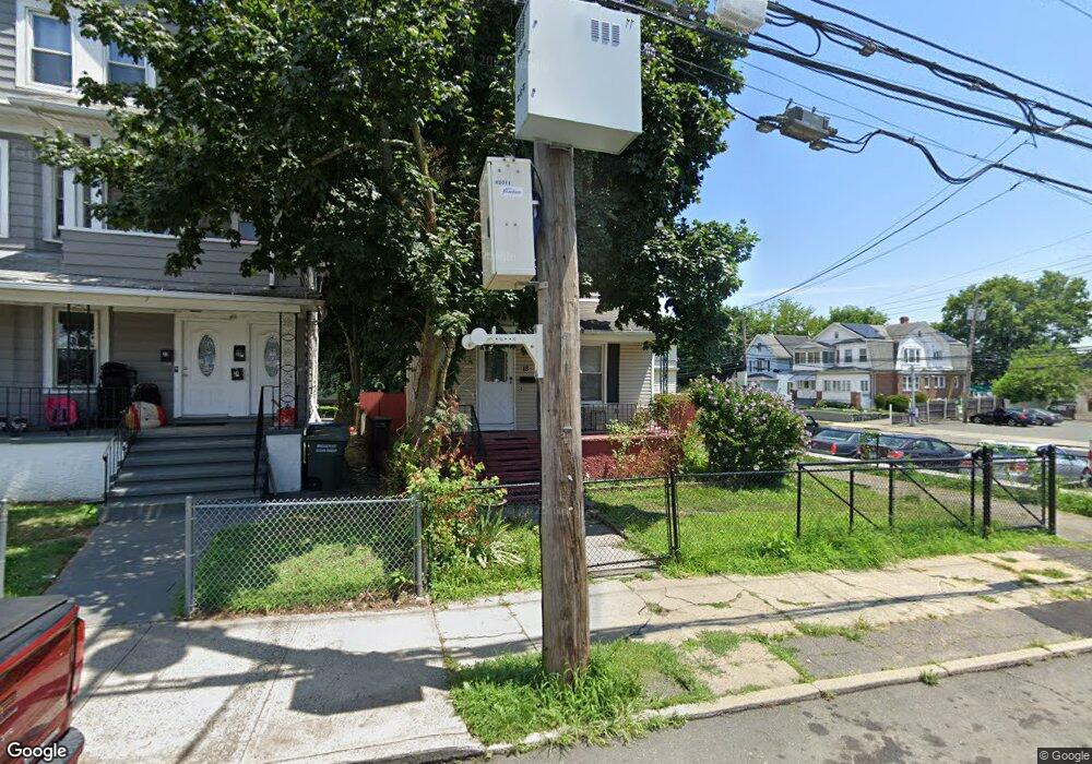 18 Wayne St, Bridgeport, CT 06606 - photo 1