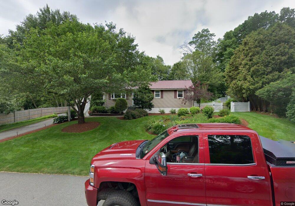 30 Peter Rd, MerriMacK, NH 03054 - photo 1