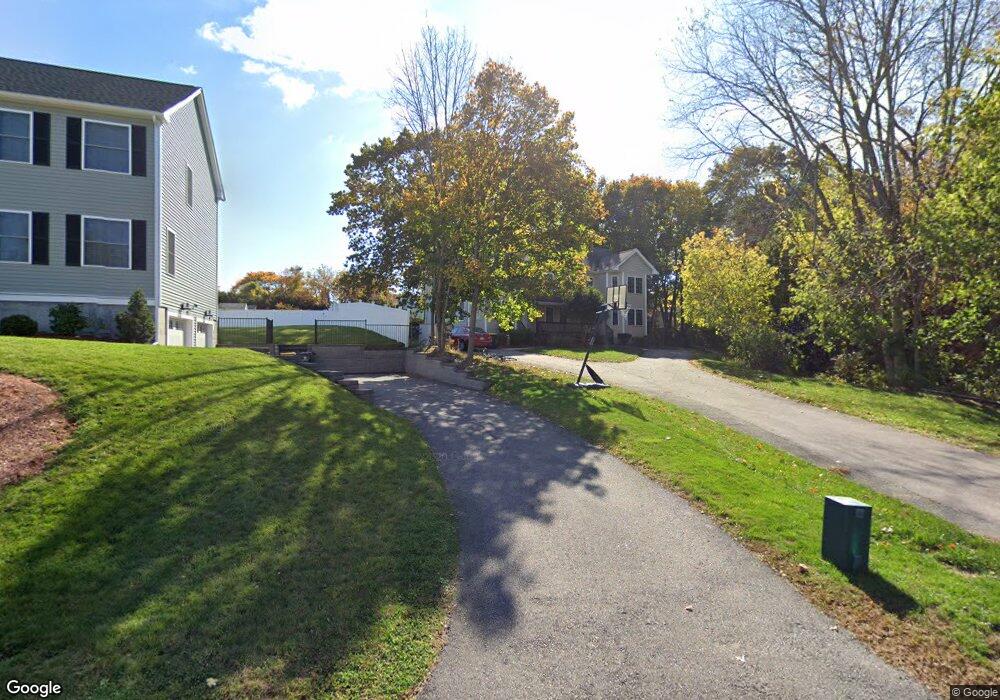 61 A St unit 1, Franklin, MA 02038 - photo 1