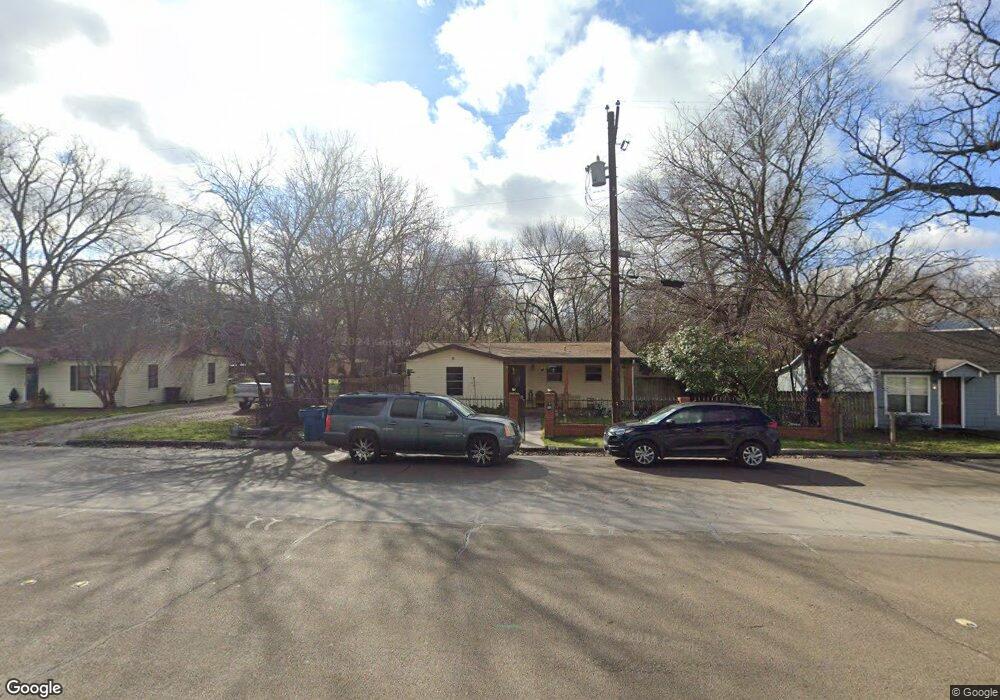 112 Front St, Weatherford, TX 76086 - photo 1