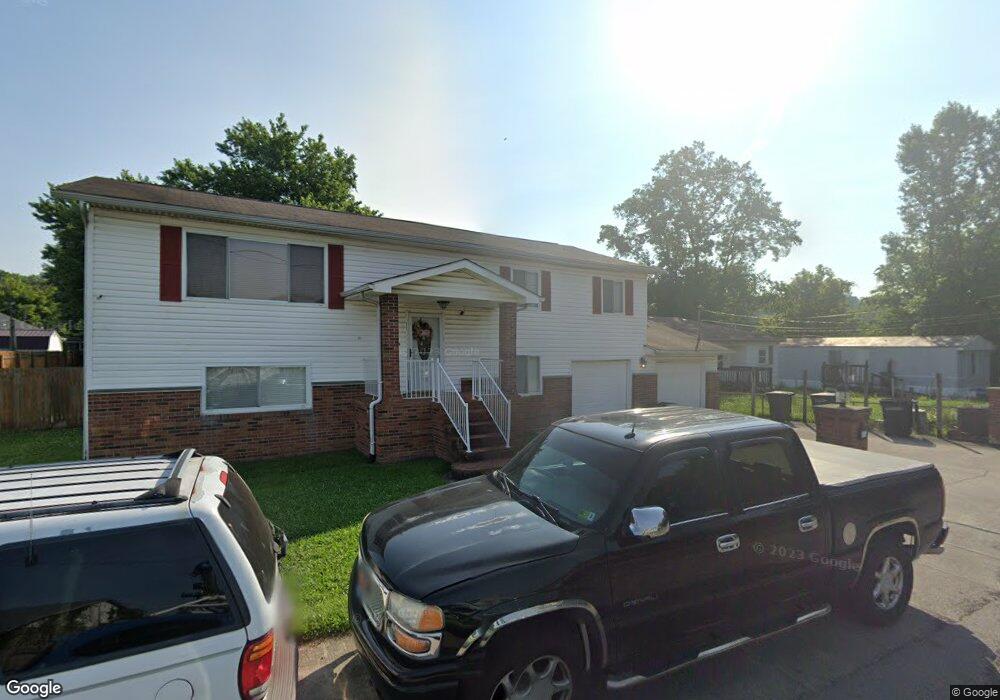 116 Mckinney Ave, Dunbar, WV 25064 - photo 1
