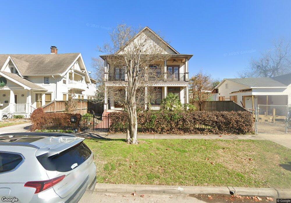 928 Cortlandt St, Houston, TX 77008 - photo 1