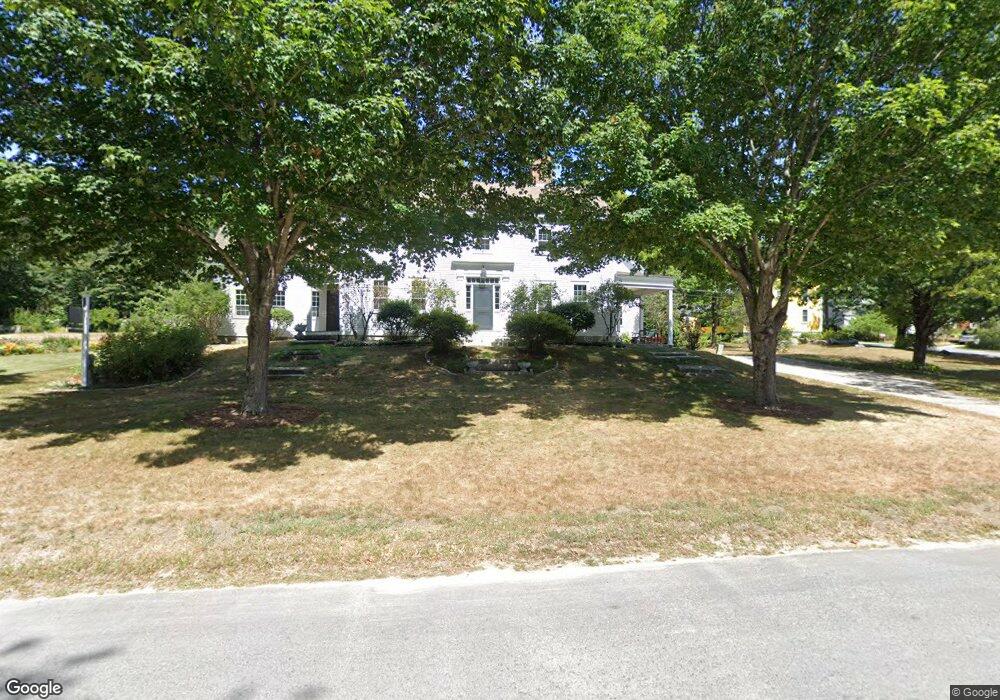 188 N Wolfeboro Rd, Wolfeboro, NH 03894 - photo 1