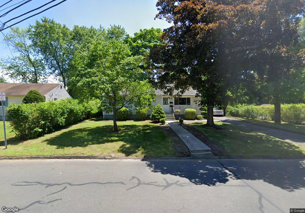 11 Forest Ln, Bloomfield, CT 06002 - photo 1