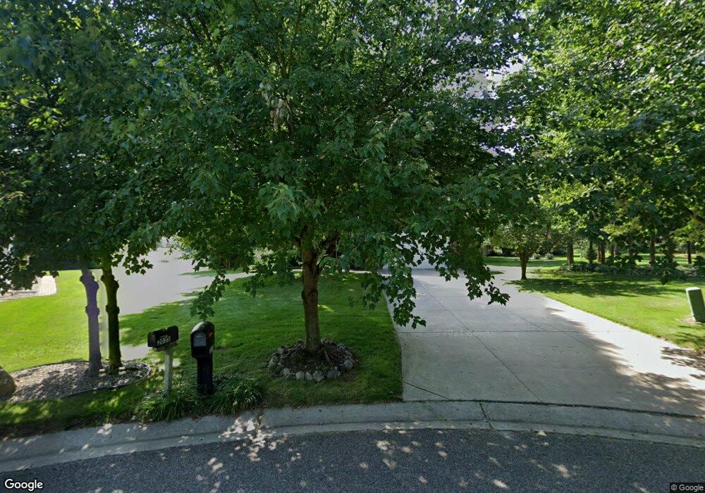 2055 Orchard Ct, West Bloomfield, MI 48324 - photo 1