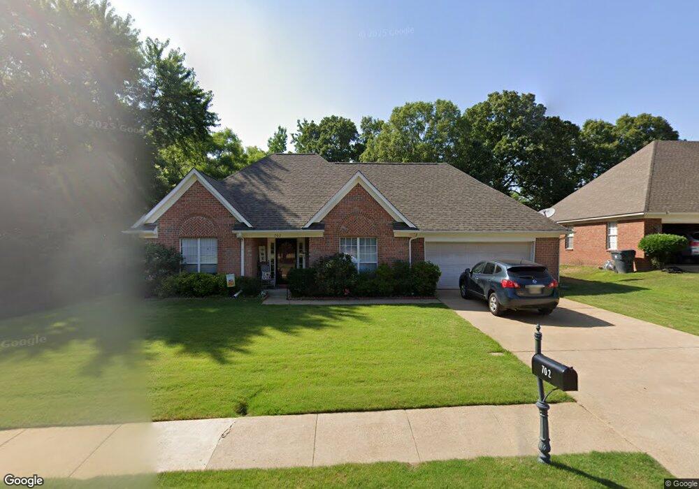 702 Timber Ln E, Hernando, MS 38632 - photo 1