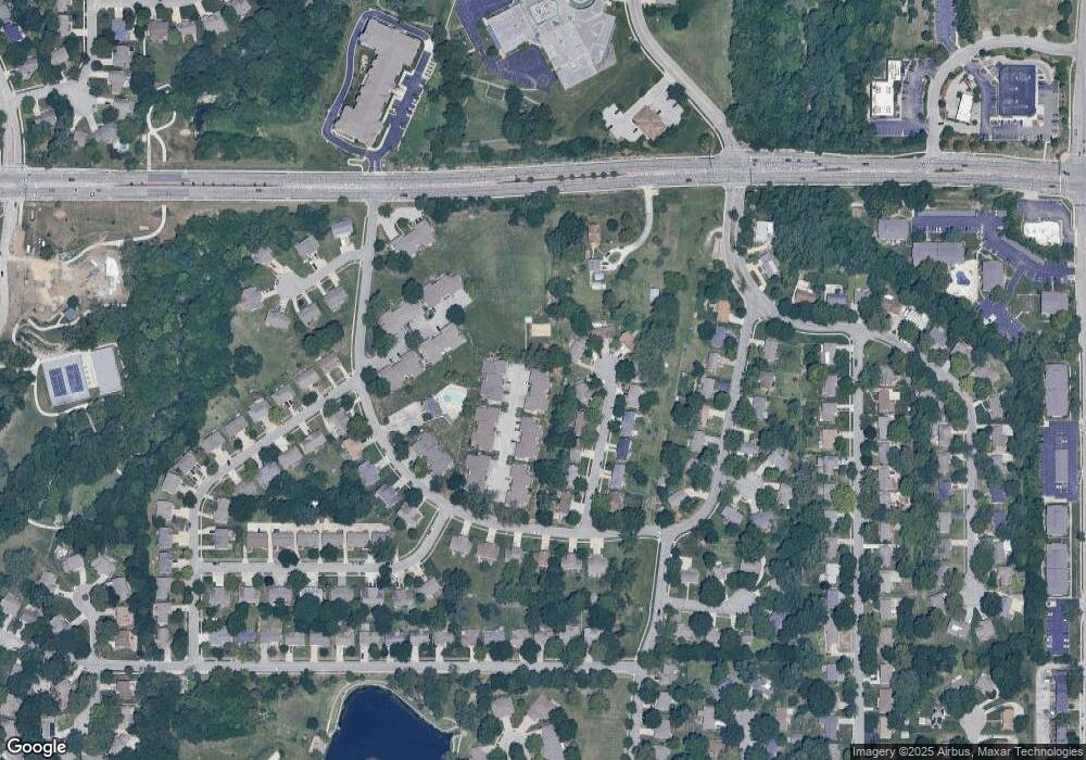 8827 Carriage Dr, Lenexa, KS 66215 - photo 1