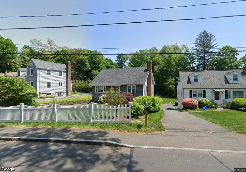 255 Pemberwick Rd, Greenwich, CT 06831 - photo 1