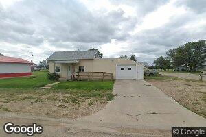 324 4th St SW, Highmore, SD 57345