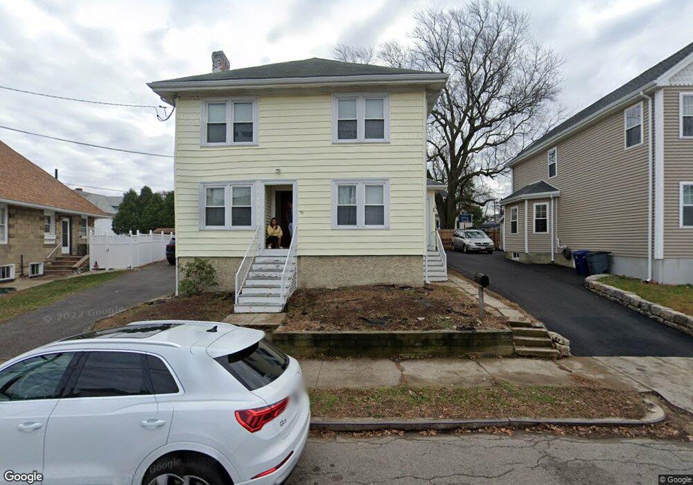 49 Arnold Rd unit 1, Quincy, MA 02171 - photo 1