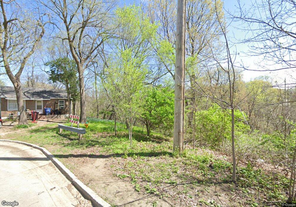 2519 Franklin Ave, Des Moines, IA 50310 - photo 1