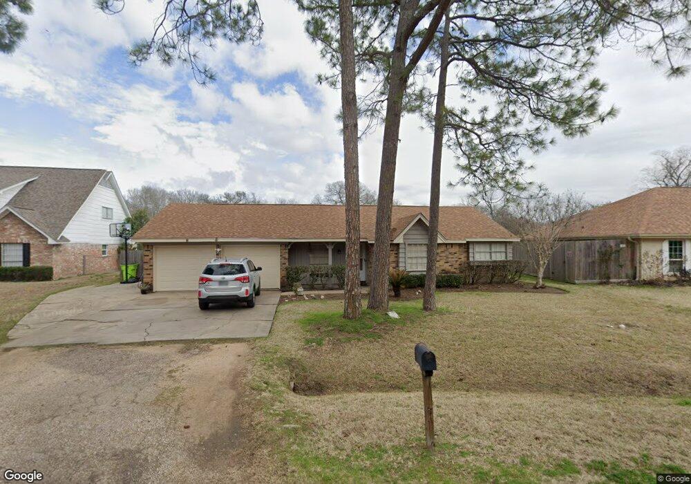 1902 W Laurel Oaks Dr, Richmond, TX 77469 - photo 1