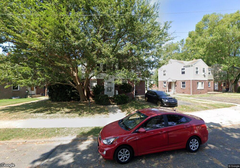 216 W Elkinton Ave, Chester, PA 19013 - photo 1