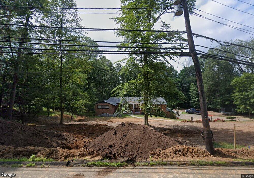 2 Ridge Rd, Watchung, NJ 07069 - photo 1