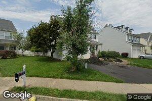 6 Saylor Ct, Plainsboro, NJ 08536