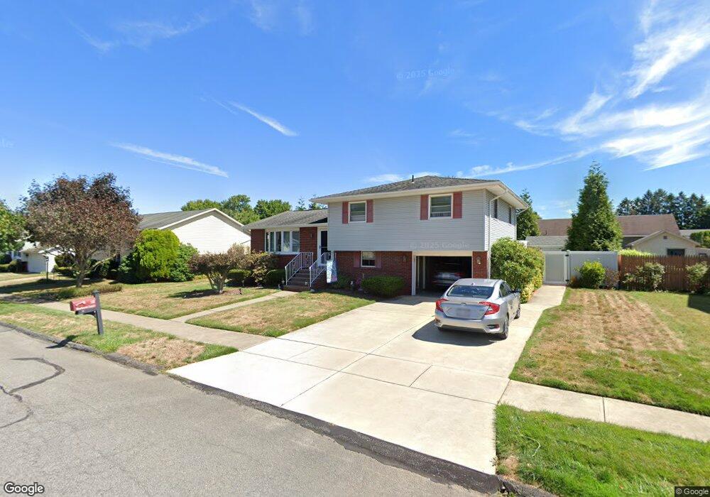 112 Barbara Ln, Taylor, PA 18517 - photo 1