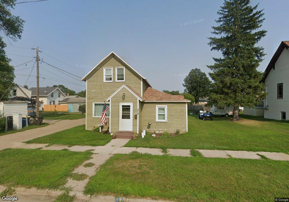 313 5th Ave SE, Jamestown, ND 58401 - photo 1