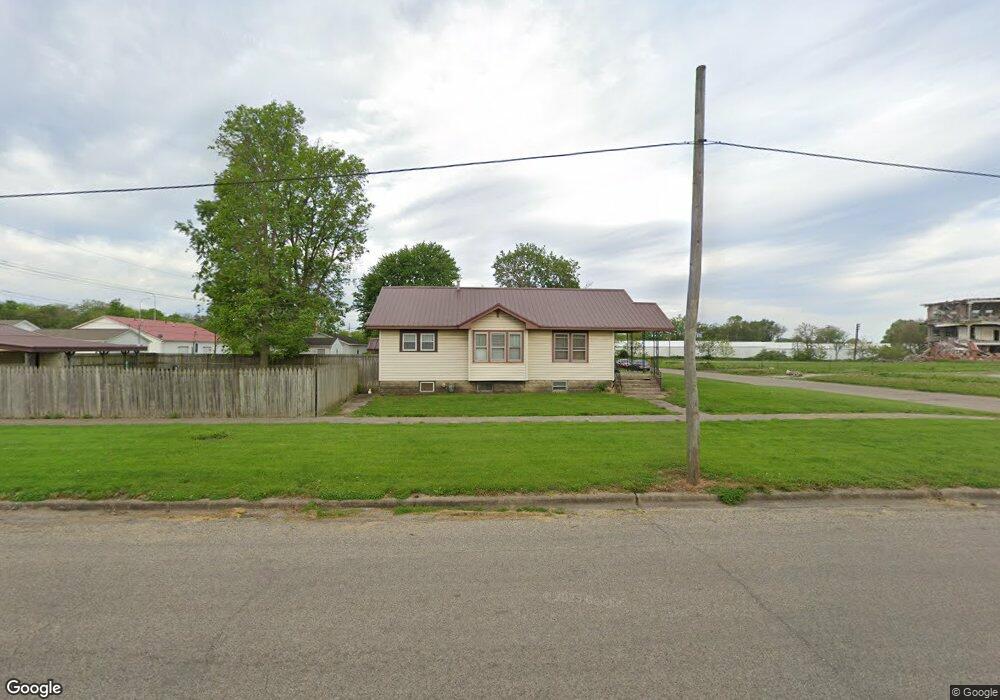 1401 Piatt Ave, Mattoon, IL 61938 - photo 1