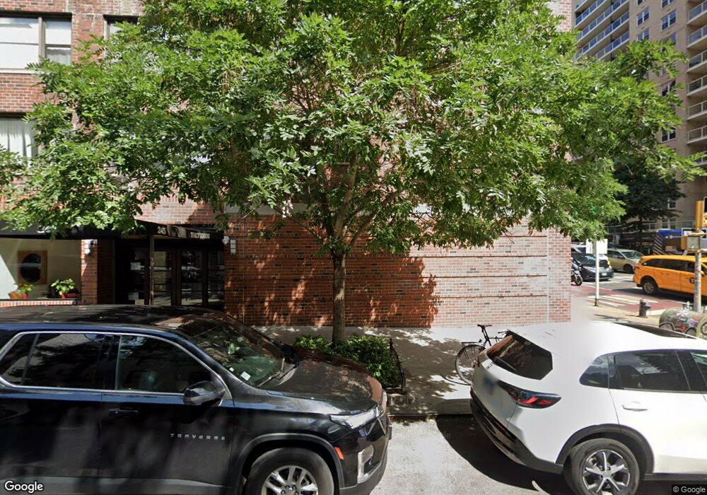 Tracy Towers unit 10DE, New York, NY 10010 - photo 1