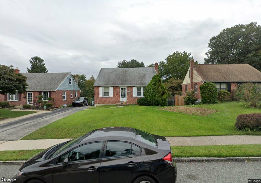 948 Greenbriar Ln, Springfield, PA 19064 - photo 1