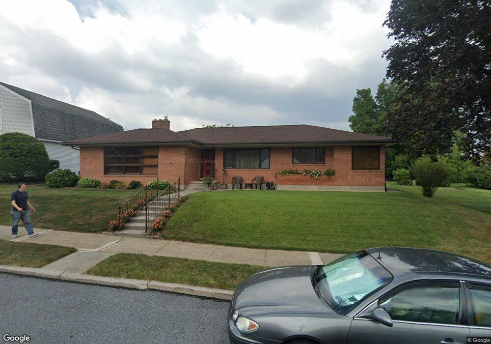 127 W Areba Ave, Hershey, PA 17033 - photo 1