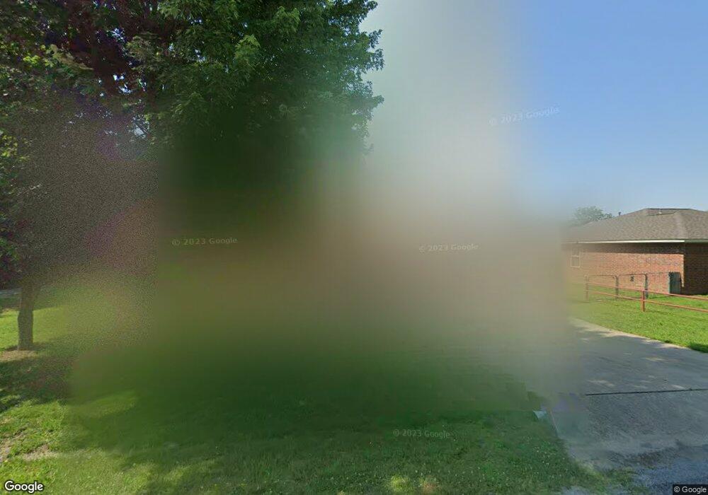 429 E Loy St, Chouteau, OK 74337 - photo 1