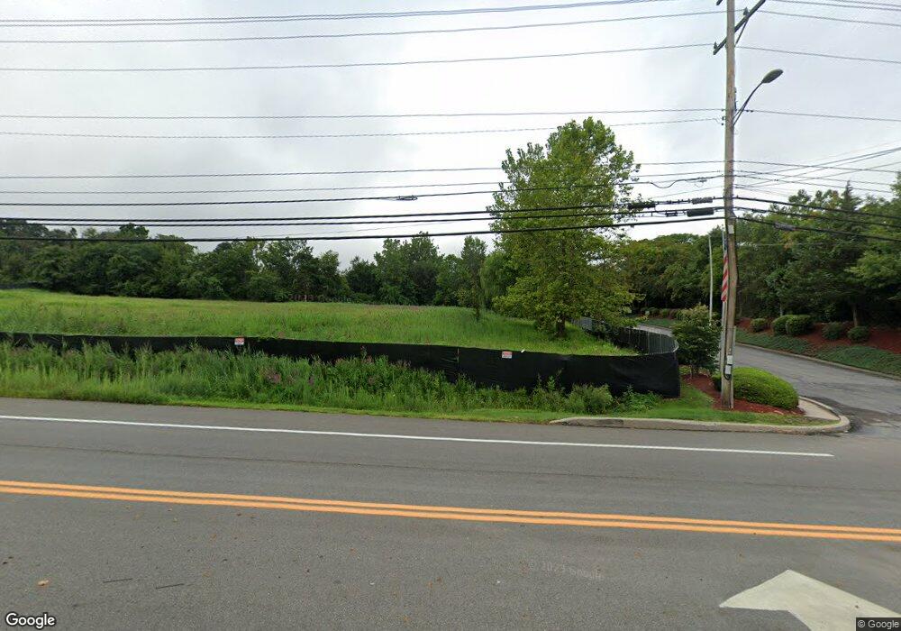 1500 Washington Green, New Windsor, NY 12553 - photo 1