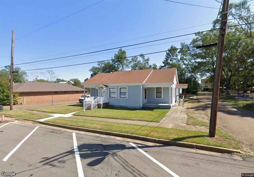126 N 5th St, McComb, MS 39648 - photo 1